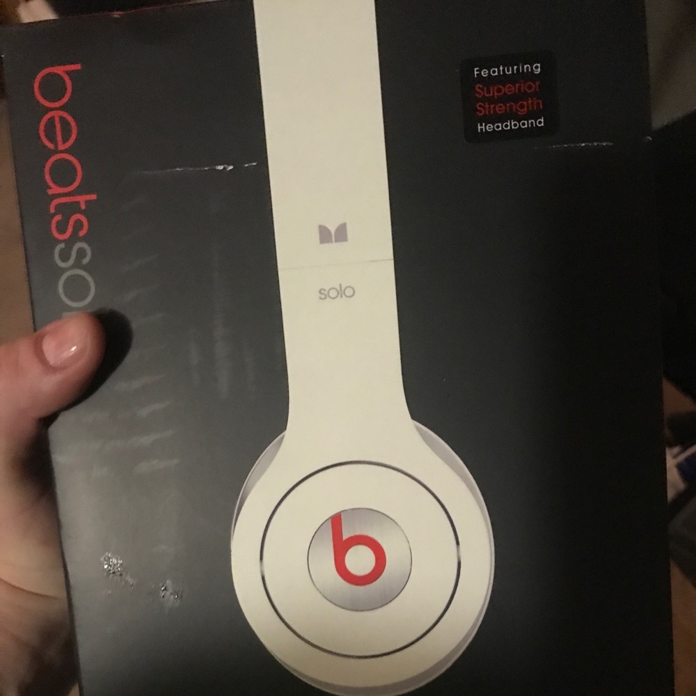 Beats by Dre solo (1st edition corded)